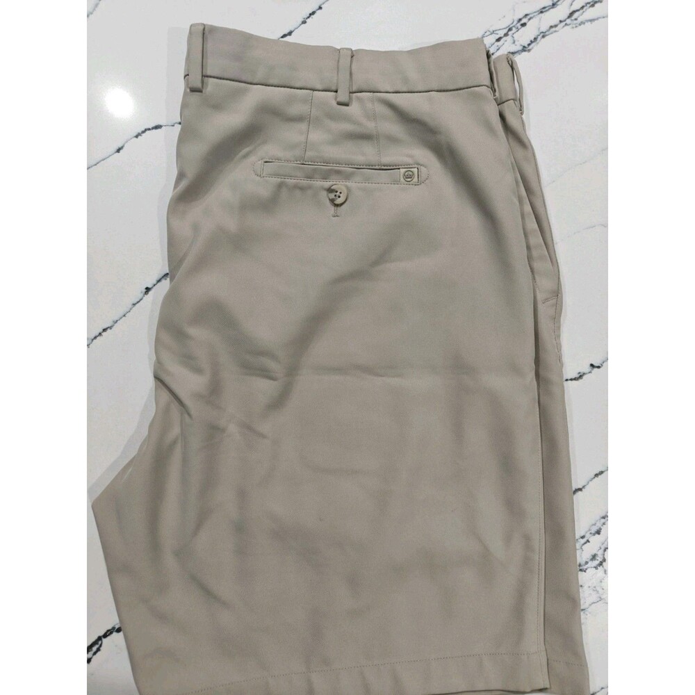 Peter Millar Salem Performance Shorts Mens 42 Beige 9" Inseam Golf Summer